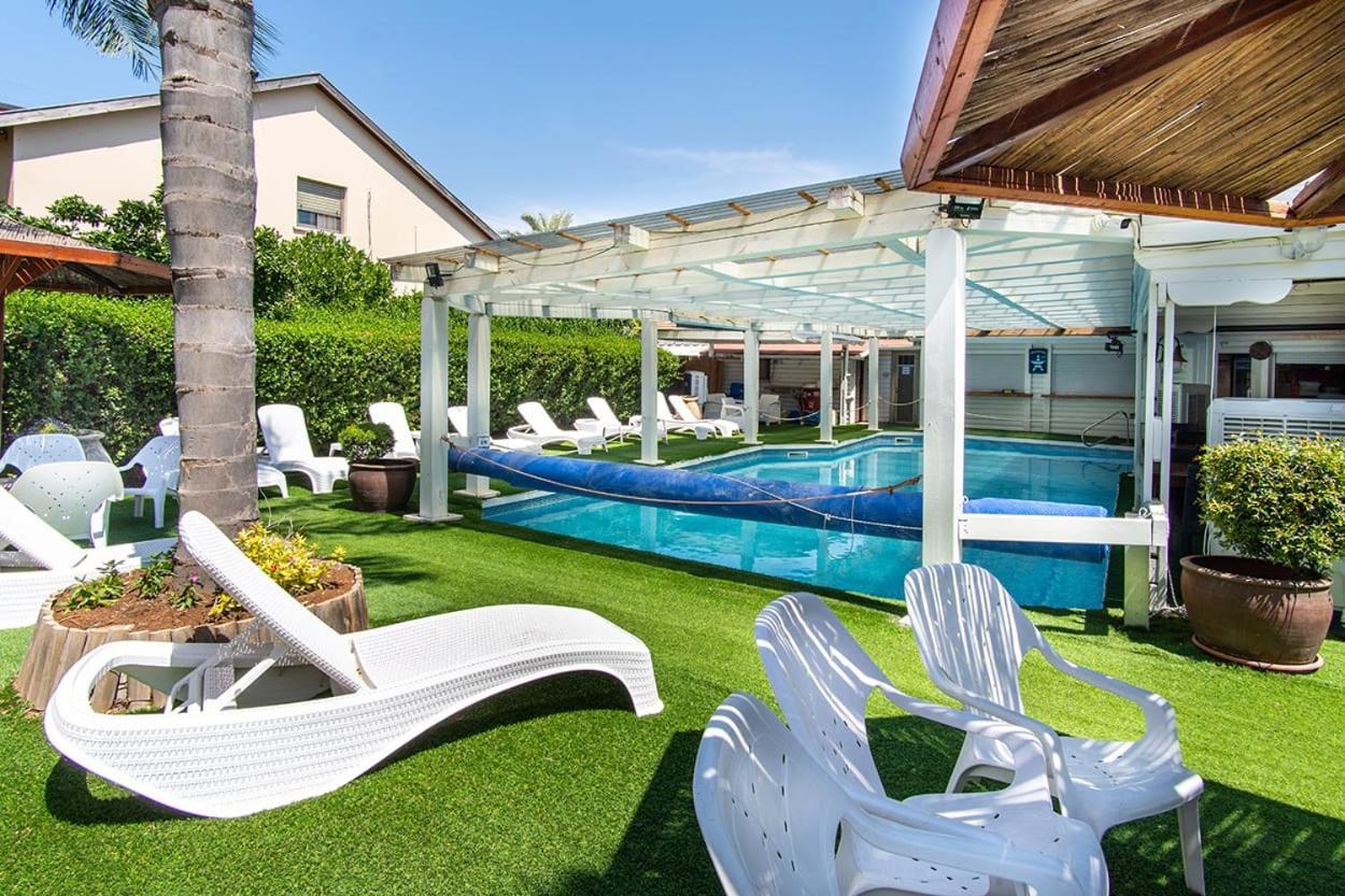 Villa Nof Glili Mansion Yavneʼel Exterior foto